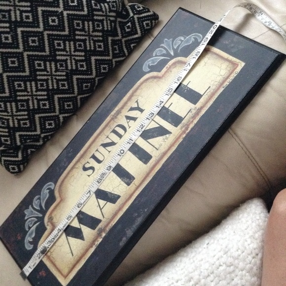 SUNDAY MATINEE WALL HANGING NWOT - Picture 4 of 5